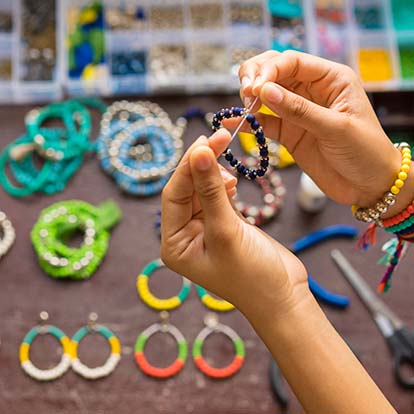 ¡Hagamos Pulseras!