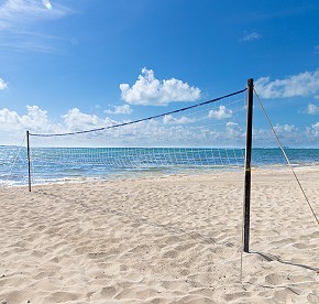 La playa de Garza Blanca en Cancún, Costa Mujeres, es el rincón secreto del Caribe mexicano. Disfruta de vistas espectaculares en nuestra galería de fotos.