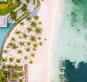 La playa de Garza Blanca en Cancún, Costa Mujeres, es el rincón secreto del Caribe mexicano. Disfruta de vistas espectaculares en nuestra galería de fotos.