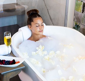 Esta galería de fotos te muestra un adelanto de nuestras suites, donde el lujo se encuentra con la belleza natural en un solo lugar.