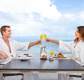 Esta galería de fotos te muestra un adelanto de nuestras suites, donde el lujo se encuentra con la belleza natural en un solo lugar.