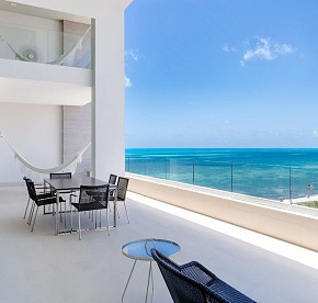 Esta galería de fotos te muestra un adelanto de nuestras suites, donde el lujo se encuentra con la belleza natural en un solo lugar.