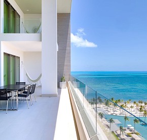 Esta galería de fotos te muestra un adelanto de nuestras suites, donde el lujo se encuentra con la belleza natural en un solo lugar.