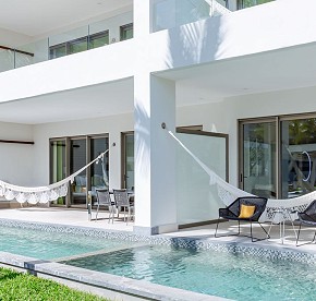 Esta galería de fotos te muestra un adelanto de nuestras suites, donde el lujo se encuentra con la belleza natural en un solo lugar.