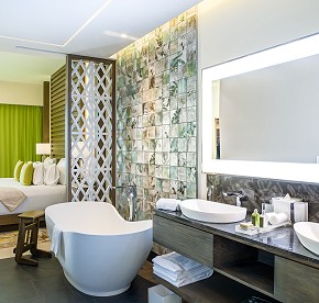 Esta galería de fotos te muestra un adelanto de nuestras suites, donde el lujo se encuentra con la belleza natural en un solo lugar.