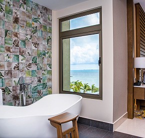 Esta galería de fotos te muestra un adelanto de nuestras suites, donde el lujo se encuentra con la belleza natural en un solo lugar.