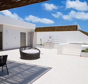 Esta galería de fotos te muestra un adelanto de nuestras suites, donde el lujo se encuentra con la belleza natural en un solo lugar.