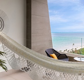 Esta galería de fotos te muestra un adelanto de nuestras suites, donde el lujo se encuentra con la belleza natural en un solo lugar.