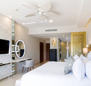 Las suites de Garza Blanca Los Cabos son un refugio perfecto frente al mar. Descubre la perfección en cada detalle a través de nuestra galería de fotos.