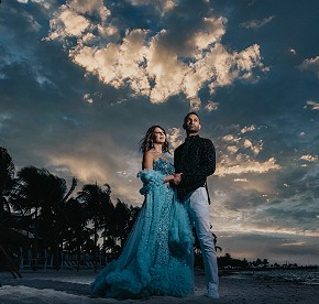 Inspírate con momentos reales de bodas capturados en Garza Blanca Cancún. Vistas al mar, decoración elegante y recuerdos atemporales te esperan.