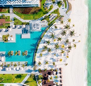 Explora nuestras fotos para conocer las instalaciones de primer nivel y el servicio excepcional de este paraíso en el Caribe.