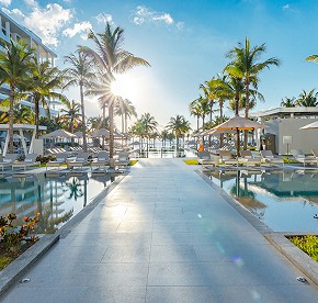 Explora nuestras fotos para conocer las instalaciones de primer nivel y el servicio excepcional de este paraíso en el Caribe.