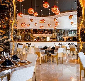 Nuestra galería revela los secretos de los restaurantes de Garza Blanca Cancún. Admira las vistas panorámicas y platos exquisitos que te esperan.