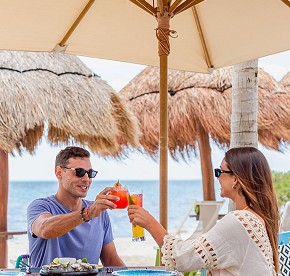 Nuestra galería revela los secretos de los restaurantes de Garza Blanca Cancún. Admira las vistas panorámicas y platos exquisitos que te esperan.