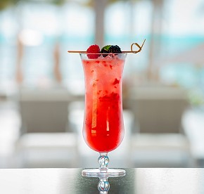 Nuestra galería revela los secretos de los restaurantes de Garza Blanca Cancún. Admira las vistas panorámicas y platos exquisitos que te esperan.