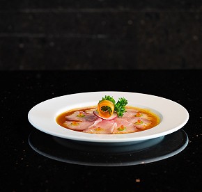 Nuestra galería revela los secretos de los restaurantes de Garza Blanca Cancún. Admira las vistas panorámicas y platos exquisitos que te esperan.