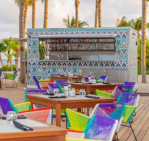 Nuestra galería revela los secretos de los restaurantes de Garza Blanca Cancún. Admira las vistas panorámicas y platos exquisitos que te esperan.