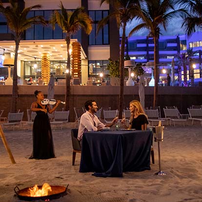 Cena Romántica en la Playa