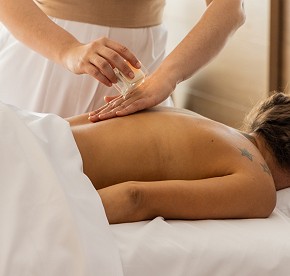 Descubre la galería de fotos de Spa Imagine, conoce los servicios y tratamientos. Empieza a planear tu próxima escapada de bienestar en Cancún.