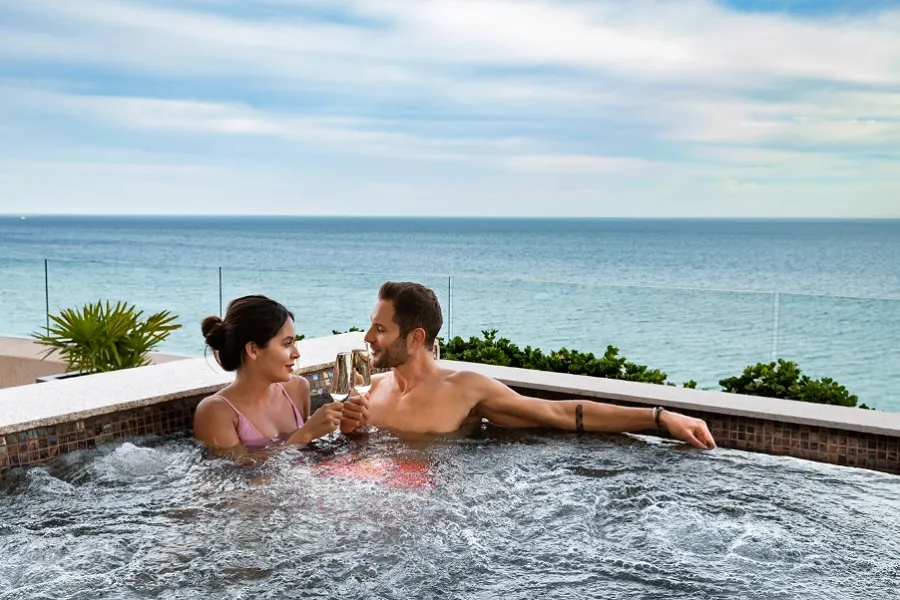 Hotel Garza Blanca lifestyle pool