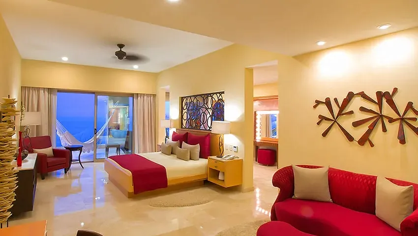 Ultra Junior Panorama Suite